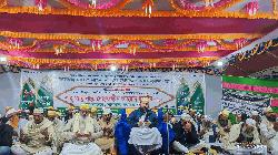 মুমিন মুসলিমের কর্তব্য হলো রাসূলুল্লাহ (সাঃ) কে নিজের জীবনের চেয়েও অধিক ভালোবাসা