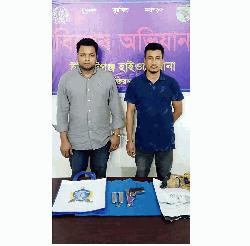 চান্দিনায় যাত্রীবাহী বাসে তল্লাসী চালিয়ে বিদেশী পিস্তল সহ আটক ২