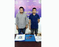 চান্দিনায় যাত্রীবাহী বাসে তল্লাসী চালিয়ে বিদেশী পিস্তল সহ আটক ২