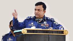 দুদকের চার্জশিট গ্রহণ: পলাতক সাবেক আইজিপি বেনজীরকে গ্রেপ্তারের নির্দেশ আদালতের