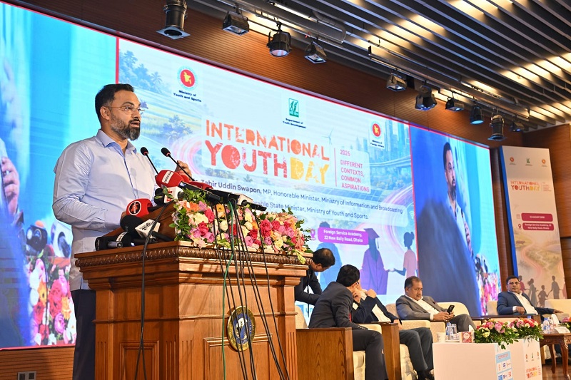 যুব দিবসের আলোচনা সভায় তথ্য ও ক্রীড়া প্রতিমন্ত্রীদের বক্তব্য