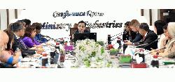 ট্রিলিয়ন ডলারের অর্থনীতির লক্ষ্যে পৌঁছাতে মার্কিন  বিনিয়োগের আহ্বান শিল্পমন্ত্রীর